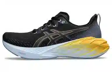 Asics NOVABLAST 4