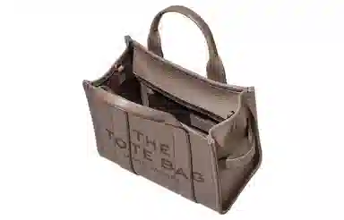 Marc Jacobs The Mini Traveler