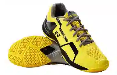 YONEX Power Cushion