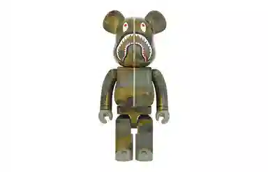 BE@RBRICK x BAPE 1000% Alpha Camo Shark 2023 Collectible