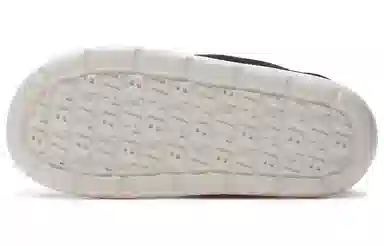 MLB Chunky Classic A FLEECE Bouncer