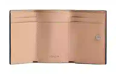 COACH Trifold Wallet 11 Logo