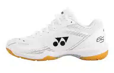 YONEX
