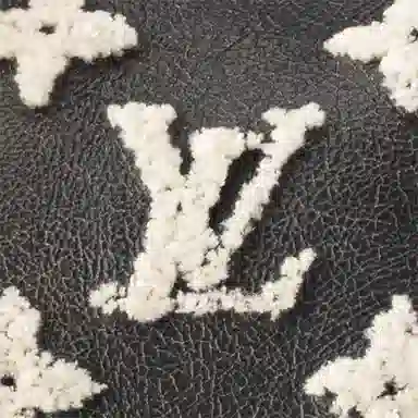 Louis Vuitton Keepall 25