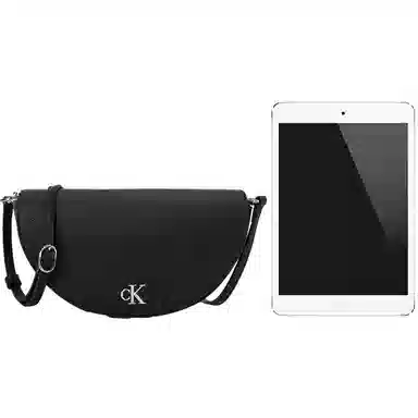 Calvin Klein Saddle Bag Space Black