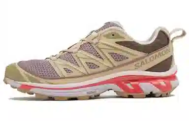 size x SALOMON XT-6 Expanse Annecy Hotel
