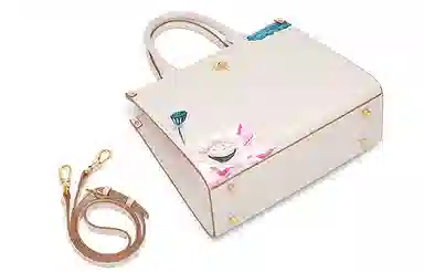 宫选 荷花系列 新潮古风复古香风 简约玉佩挂件 荷花莲花刺绣 山水庭院 牛皮 单肩斜挎手提包 小号 女款 荷塘月色