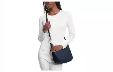 MICHAEL KORS MK Cheryl Logo