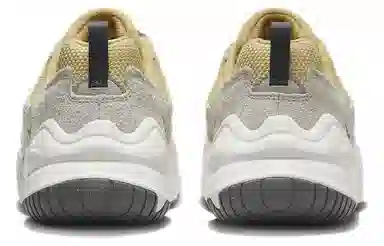 Nike Tech Hera