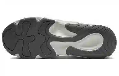 Nike Tech Hera