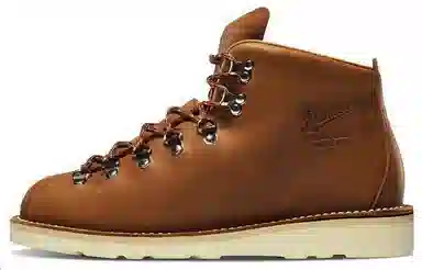 Danner Mountain Light