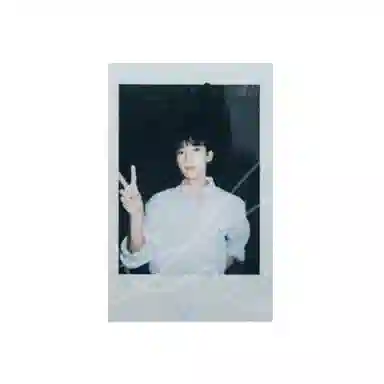 HYBE SEVENTEEN 4SECTOR 17 YZYC