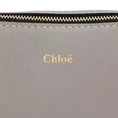 Chloe Chlo