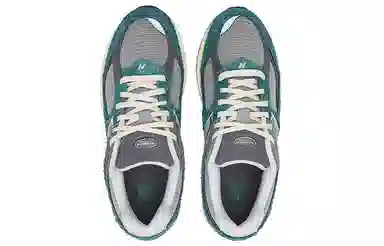 New Balance NB 2002R