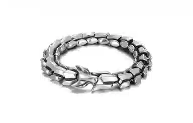 RINGLOVE ins