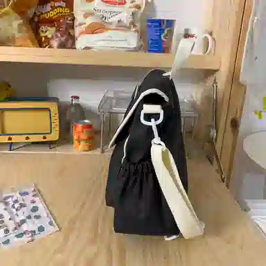 尼格尔 学生斜挎包女生单肩包韩版尼龙初中高中上课补习书包百搭包包 多色