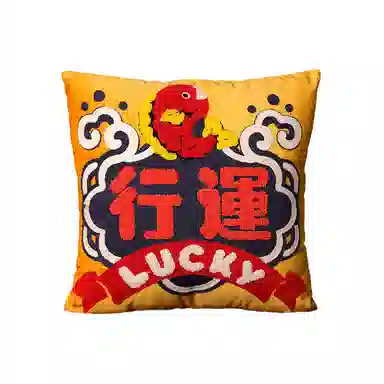 公主恋人 龙年暴富大吉绣花靠枕  抱枕 玩偶 毛绒公仔