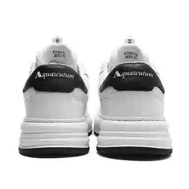 AQUASCUTUM