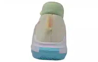 Nike Witness 6