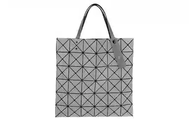 ISSEY MIYAKE Tote