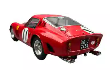CMC Exclusive Modelle x Ferrari 118 250GTO 11