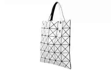 ISSEY MIYAKE Lucent Tote