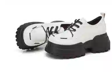 DAPHNE PU 7cm