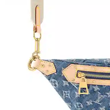 LOUIS VUITTON Bumbag