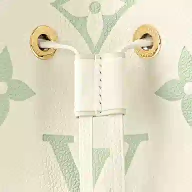 LOUIS VUITTON Neo Noe BB