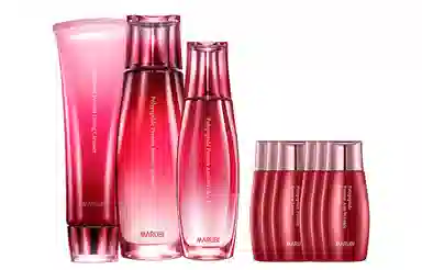 丸美 多肽蛋白保湿水乳洁面三件套 滋润补水