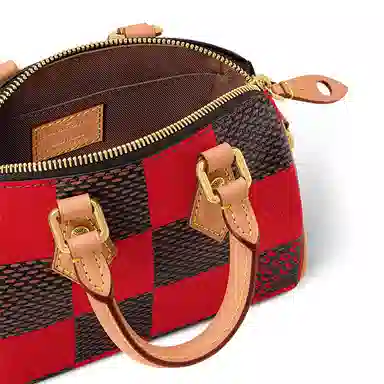 Louis Vuitton Speedy Nano