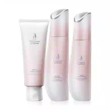 袋鼠妈妈光感透亮护肤品水乳补水保湿化妆品精华礼盒套装