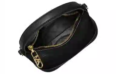 MICHAEL KORS MK Wythe Logo