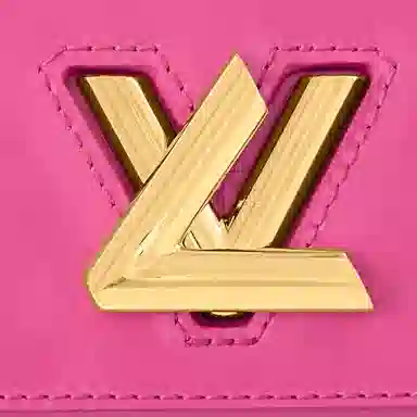 LOUIS VUITTON twist