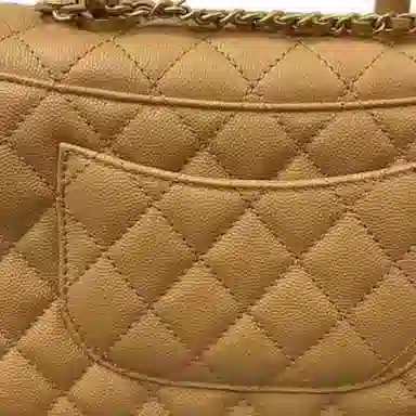CHANEL COCO handle Logo