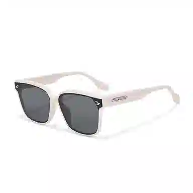 TR