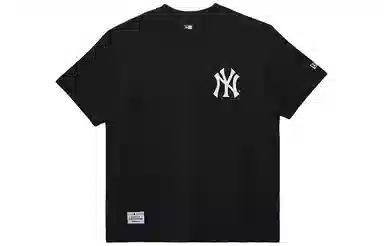New Era x MLB Yankees Black Tee