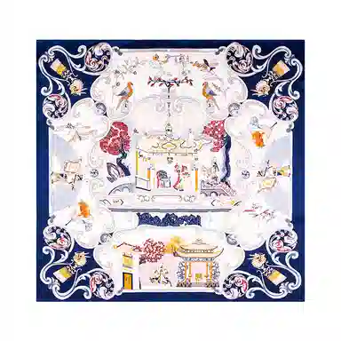 SILKUEEN Silk Scarf
