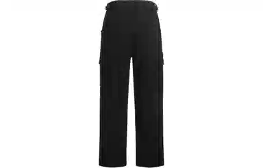 11ESTRANGER ASTRANGER