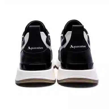 AQUASCUTUM
