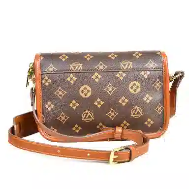Vandee Classic Small Crossbody Bag