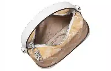 MICHAEL KORS MK Wythe Logo