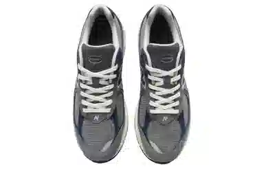 New Balance NB 2002R