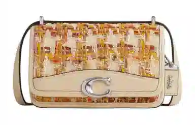COACH Bandit 18