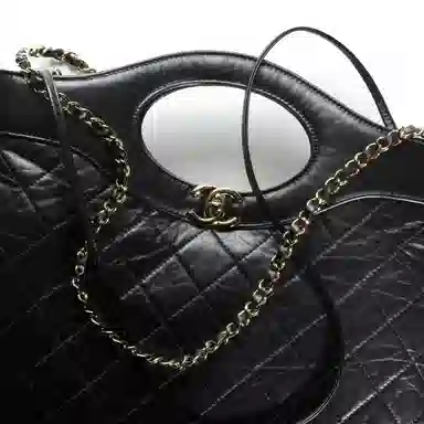 CHANEL 31Bag 23A