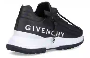 GIVENCHY