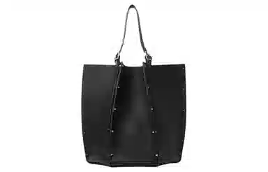 Chloe Carmela Tote