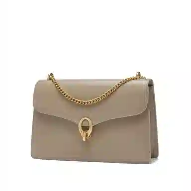 ROBERTA DI CAMERINO Q