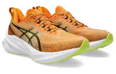 Asics Novablast 3 LE