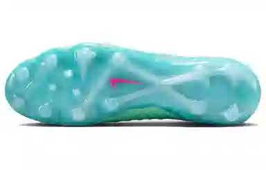 Nike ELT LV8 AGPRO AG